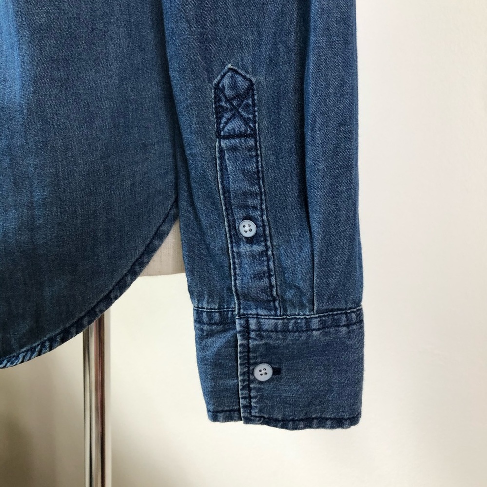 NWT Prince & Fox l Chambray Button Down Shirt S - Picture 5 of 10